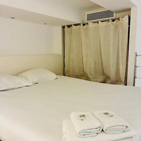 Διαμέρισμα Liberte - Wifi, Ac, 2pers, Hyper Centre